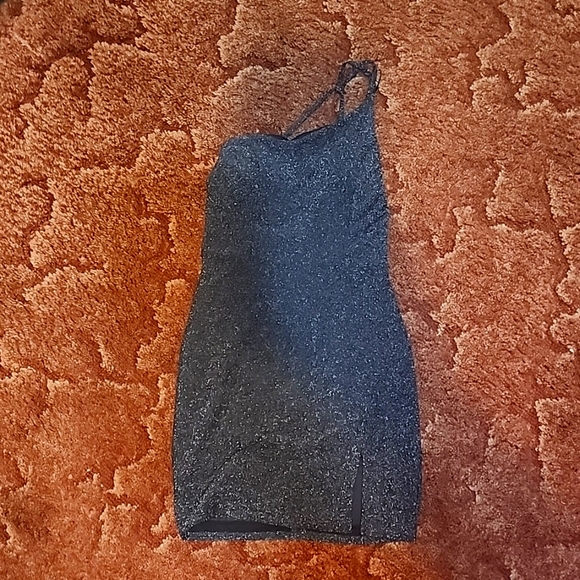 Homecoming Dress - Picture 2 of 3